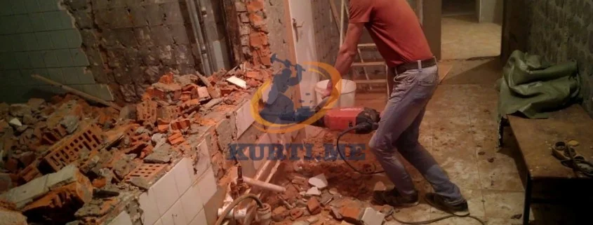 Къртене на тухла