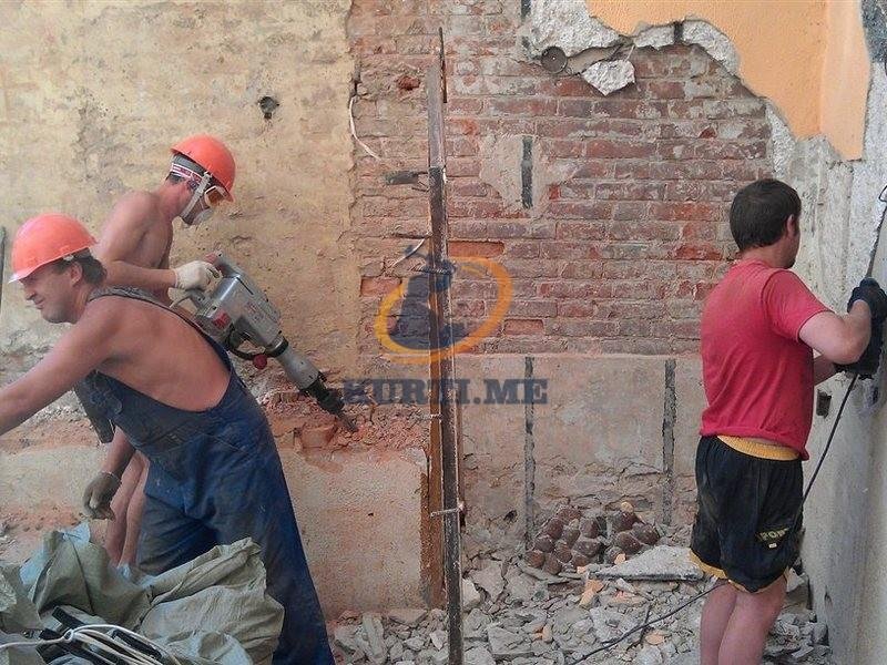 къртене и събаряне на тухлени стени в софия